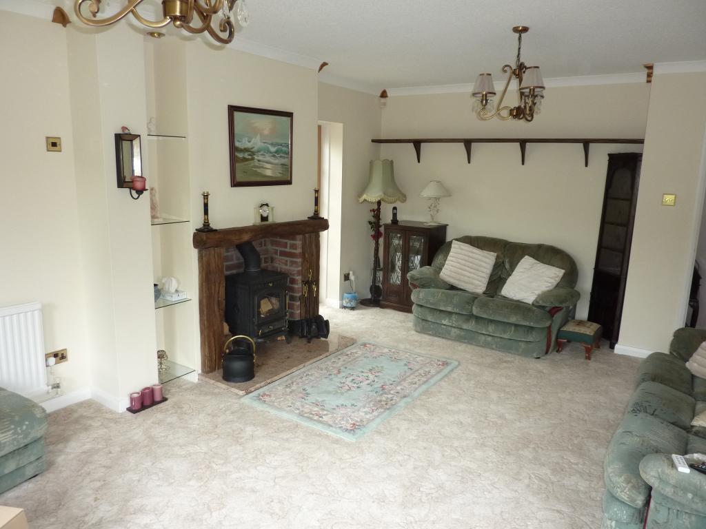 4 Bedroom Detached to Rent in Colwyn Bay, LL29 8YA