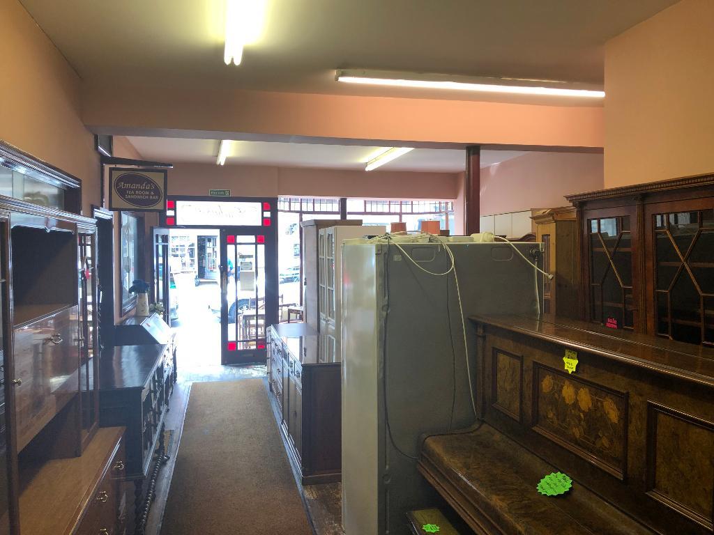 Shop front & Additional Living Space for Sale in Colwyn Bay, LL29 7RU