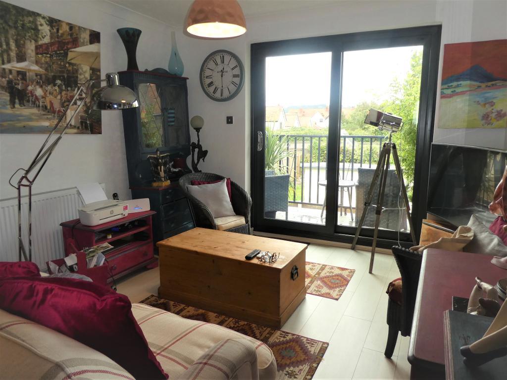 1 Bedroom Town House for Sale in Rhos on Sea, LL28 4NS