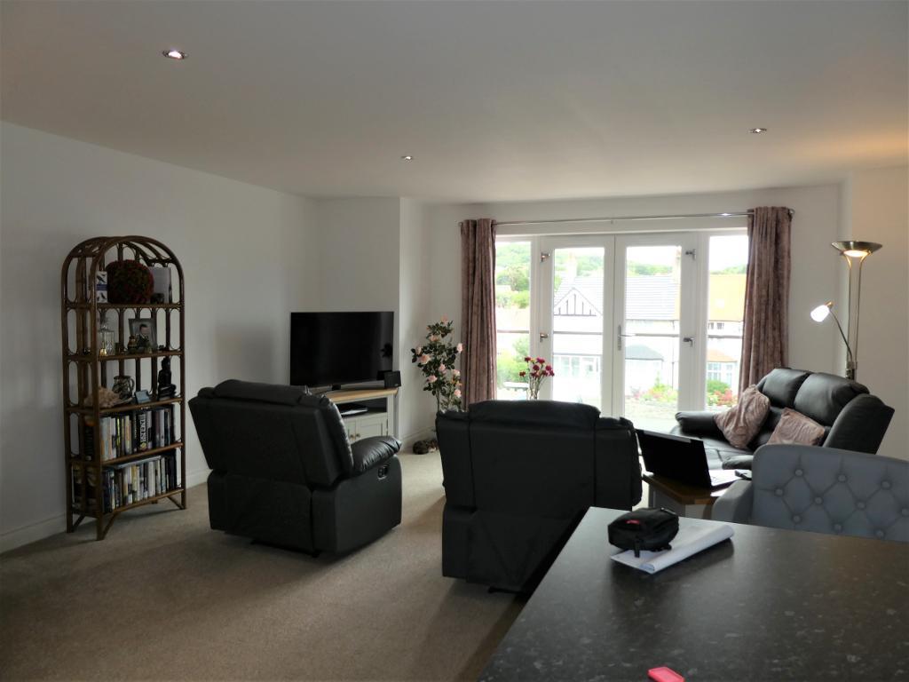 2 Bedroom Apartment For Sale in Abbey Road, Rhos on Sea, Conwy, LL28